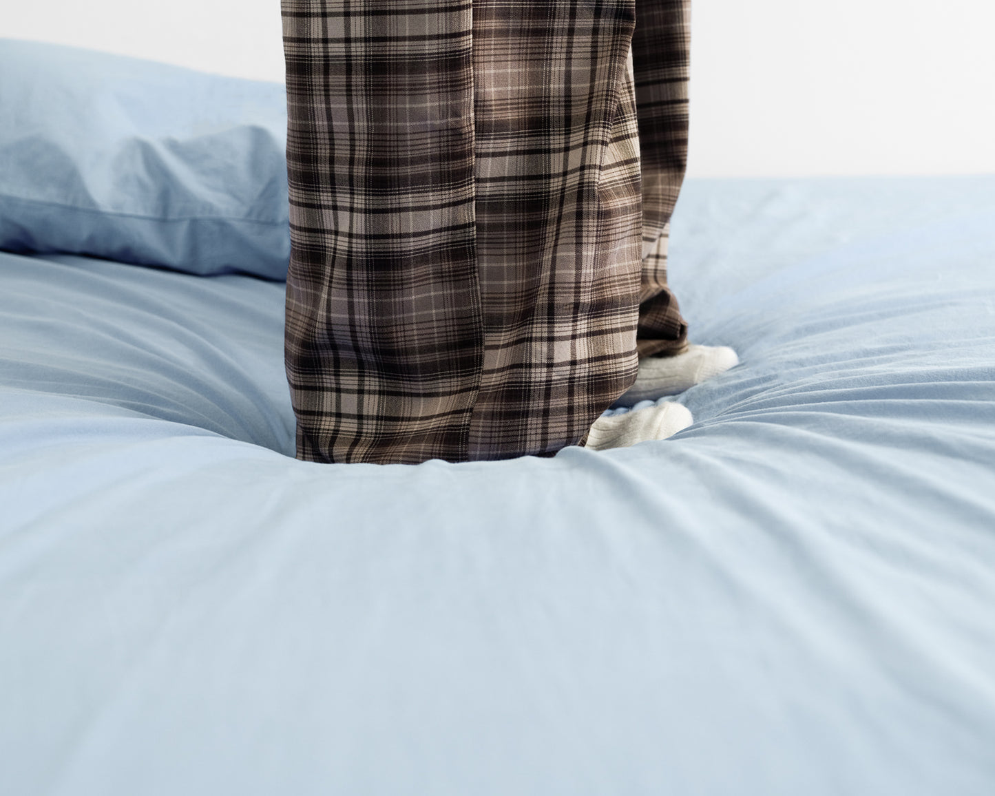 percale fitted sheet — light blue